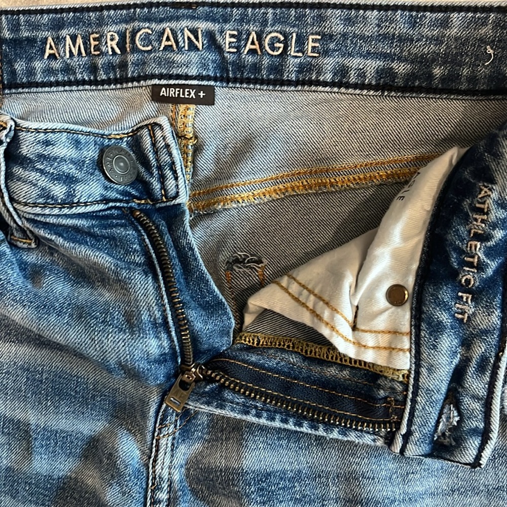American Eagle Men’s AIRFLEX + Athletics Fit Jeans Size‎ 28 X 30